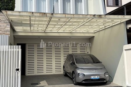 Dijual Rumah Hook Mewah LT 300 m2 di Kelapa Gading, Jakarta Utara Murah