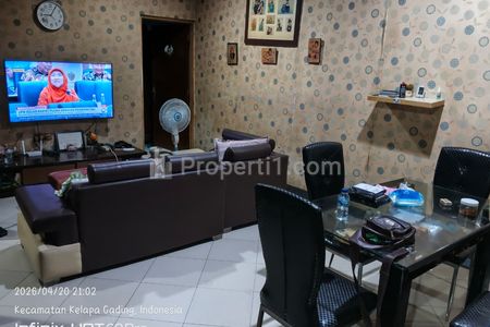 Disewakan Rumah Bagus Hadap Barat Laut di Jalan Ramayana Kelapa Gading, Jakarta Utara