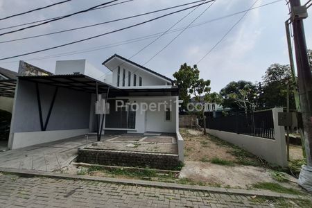 Disewakan Rumah Baru Hoek di Talaga Bestari Tangerang