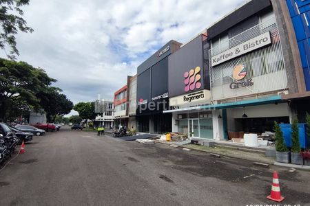 Jual Ruko di Alam Sutera Spectra, Tangerang, Hadap Jalan Raya, Unit Langka