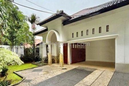 Disewakan Rumah Luas di Kemang/Pejaten/Ampera Jakarta Selatan STDN0155