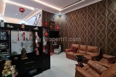 Jual Rumah 2 Lantai di Perumahan Grand City Rungkut Madya Gunung Anyar Surabaya Timur Furnished Siap Huni SHM