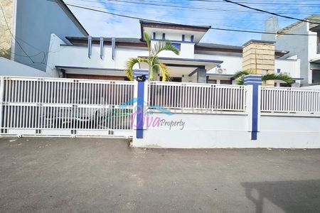 Dijual Rumah Bagus, Luas, Kokoh dan Sudah SHM di Perumahan Pesona Kalisari Jakarta Timur