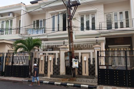 Rumah Dijual Mulyosari Tengah Surabaya Timur