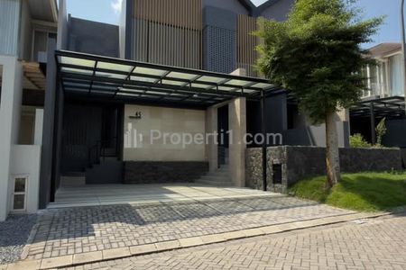 Dijual Rumah 2 Lantai di Araya Malang