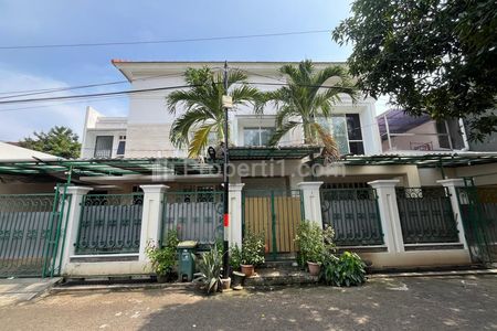 Dijual Rumah Second dalam Komplek di Jatibarang Pulo Gadung Jakarta Timur