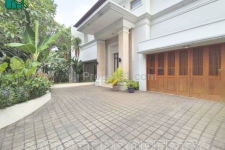Disewakan Rumah 5KT di Area Pondok Indah Dekat JIS Jakarta Selatan | SSP703