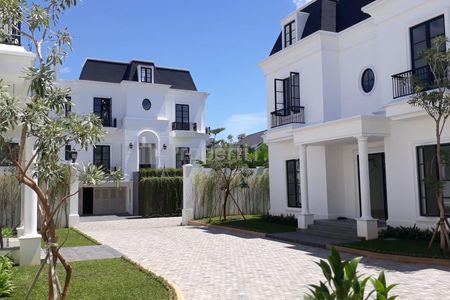 Sewa Rumah Mewah Townhouse 5 BR, Ada Kolam Renang, Dekat JIS Terogong, Simatupang, CITOS, Antasari, Fatmawati, Cilandak, Jakarta Selatan