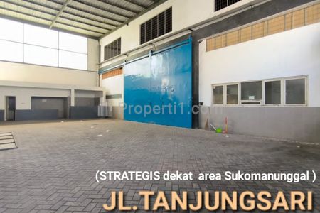 Disewakan Gudang 2 Lantai di Jl. Tanjungsari - Sukomanunggal - Surabaya Barat - Parkiran Mobil Luas - Akses Kontainer 20 Feet - Bebas Banjir