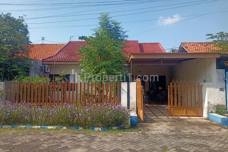 Dijual Cepat Rumah Lama Dekat Kampus Ubaya, Bandara Juanda, Ahmad Yani Surabaya