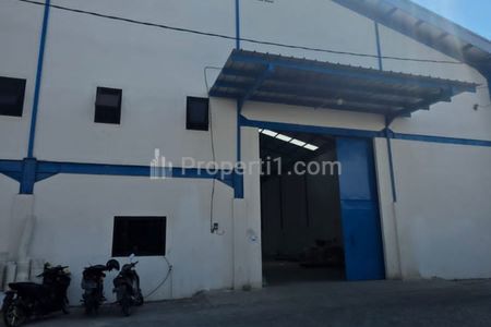 Disewakan Gudang Baru 3212 m2 di Krian, Sidoarjo, Jawa Timur - Akses Kontainer 40 Feet - Strategis Dekat Tol Waru, Bebas Banjir, Halaman Parkiran Luas