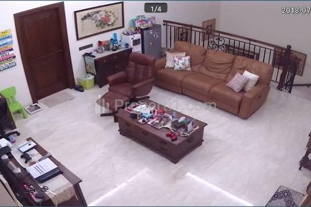 Jual Nego Rumah Mewah 4 BR Ada Kolam Renang di Jalan Cipaku, Kebayoran Baru, Jakarta Selatan