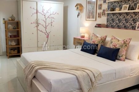 DiJual Rumah Bagus di Area Tomang seberang Area CP podomoro