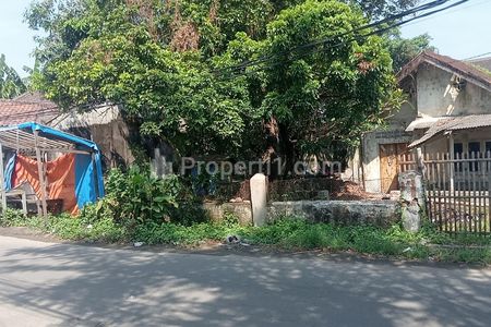Dijual Rumah Tua Hitung Tanah Posisi Hook di Kedunggedeh Bekasi