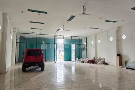 Disewakan Tempat Usaha Siap Pakai Lokasi Ramai di Jalan Raya Sultan Agung Bekasi