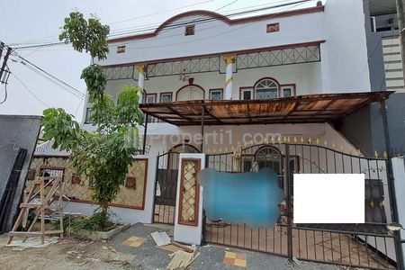 Dijual Rumah Butuh Renovasi dengan Lokasi Sangat Strategis di Harapan Indah Cluster Alamanda Bekasi