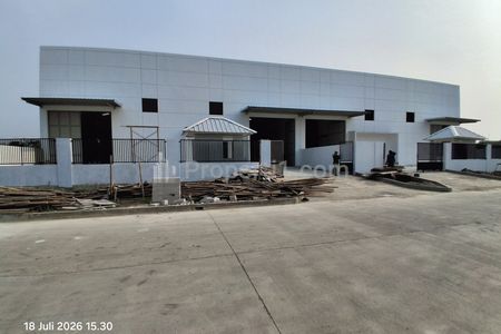 Sewa Gudang Baru Luas @1012m2 Bangunan @763m2 Ada Dua Unit Tersedia dan Ada Kantor nya di Kawasan Industri Delta Silikon, Dekat KITIC, GIIC Cikarang