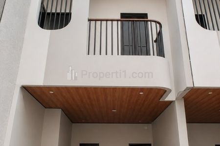 Dijual Rumah Baru Siap Huni 3 Lantai Plus Rooftop di Matraman, Jakarta Timur, Dekat Toll Rawamangun, UNJ, Manggarai, RS. Persahabatan, Cempaka Putih