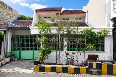 Dijual Rumah Butuh Renov di Sutorejo Surabaya Timur, Dekat Kampus ITS, Cocok untuk Bangun Kost