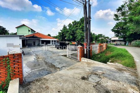Dijual Tanah Ada Bangunan Rumah dengan Area Bebas Banjir di Pinggir Jalan Raya Babelan Bekasi