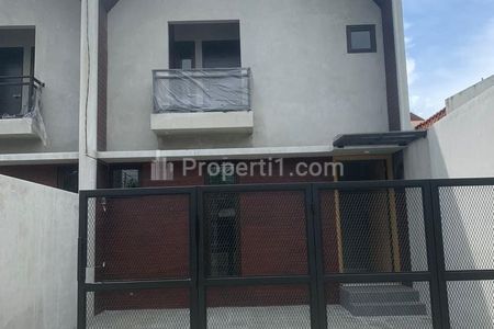 Dijual Rumah Kutisari Indah Utara Surabaya Baru Gress