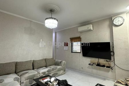 Dijual Ruko Sudah Renovasi Total Bagus Siap Huni di Jalan Kejayaan Jakarta Barat