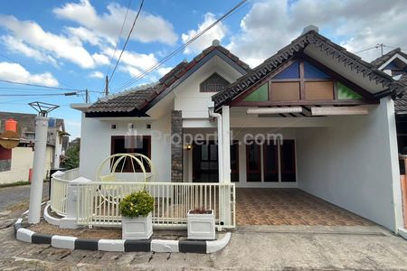 Jual Rumah Minimalis Dalam Perumahan Candi Gebang Condongcatur Yogyakarta Dekat AMIKOM, FEUII, UPN