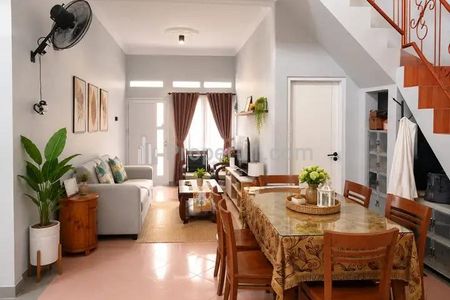 Jual Rumah 2 Lantai Siap Huni di Komplek Perumahan Kelapa Dua Dekat Gading Serpong, Tangerang