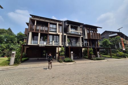 Dijual Rumah Siap Huni (Bulan Desember) di Hiera Wynyard BSD City Tangerang