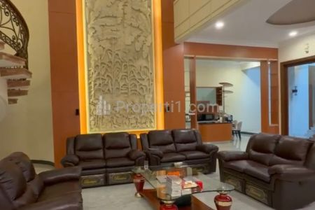 Dijual Rumah Mewah Cantik Full Furnished di Bukit Gading Mediterania Jakarta Utara