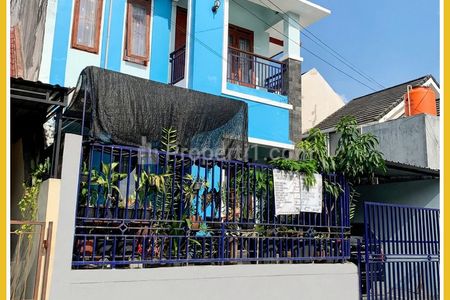 Jual Rumah 2 Lantai Dalam Perumahan Jongke Sleman - Dekat SCH & JCM - 200m Jl. Magelang - BUTUH UANG - TURUN HARGA! 