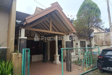 Dijual Rumah Second Dekat Stadion Maguwoharjo Sleman