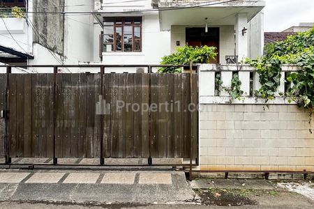 Dijual Rumah Minimalis Lokasi Strategis Selangkah ke SCBD di Kebayoran Baru, Jakarta Selatan