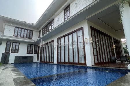 Dijual Rumah di Kemang Jakarta Selatan 7BR 7BA Siap Huni