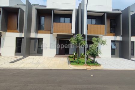 Dijual Rumah Terenovasi di Summarecon Crown Gading Cluster Regia Bekasi