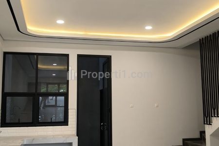 Dijual Rumah Manyar Tirtoyoso Utara Surabaya Timur Modern Minimalis