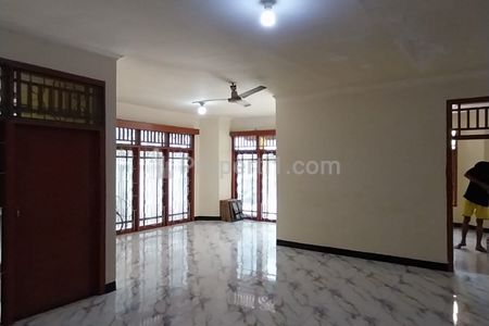 Sewa Rumah Baru Renovasi di Srengseng, Kembangan, Jakarta Barat