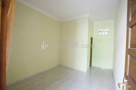 Sewa Kost Putra Dekat ITY Yogyakarta, Kampus UTDI, STPMD, UIN Sunan Kalijaga