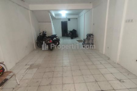 Jual Ruko Komplek di Jl. Prof. Dr. Latumeten, Jelambar Baru, Grogol Petamburan, Jakarta Barat