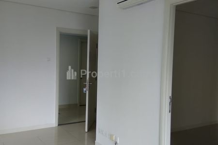 Disewakan Murah Apartemen Madison Park 2 BR Unfurnished Lantai 28 Dekat CP & UNTAR