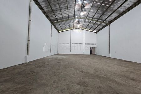 Jual Gudang di BSD Taman Tekno Tangerang Selatan, Security 24 Jam, Dekat Pintu Tol dan Stasiun KRL
