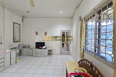 Dijual Rumah Siap Huni Tinggal Angkat Koper di Jalan Kalianda (Dekat Jl. M.H Thamrin) - Medan