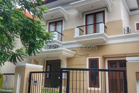For Rent Rumah Graha Famili Blok N Cluster Favorit Dekat Roca Club House, Surabaya