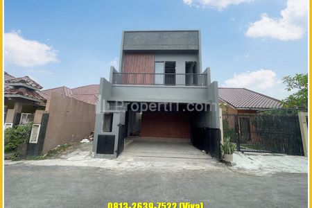 Dijual Rumah Mewah Condong Catur Yogyakarta - 5 Menit Hartono Mall Polda DIY RS JIH Carport 2 Mobil