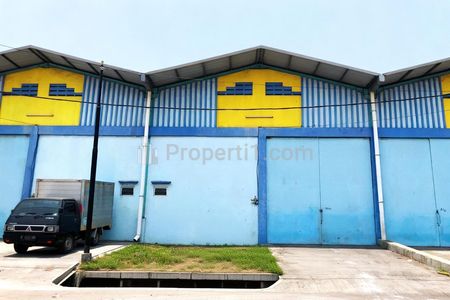Fasad Gudang Ukuran 300