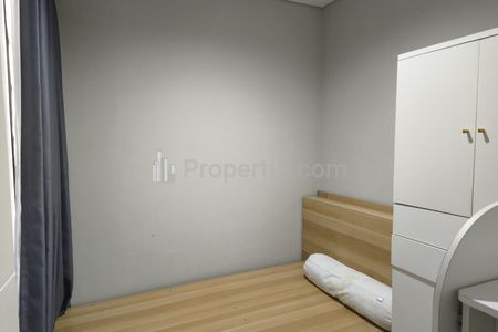 Sewa Rumah Mezzanine Semi Furnish North West Park Citraland Utara Surabaya Barat