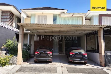 Dijual Aset Lelang Rumah Queenstown Citraland Surabaya 2 Lantai SHM