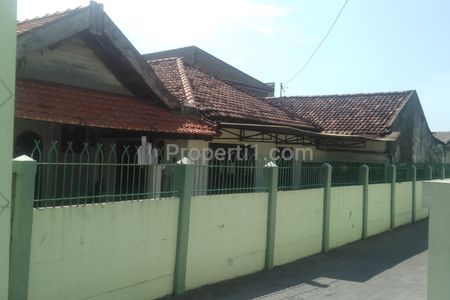 Dijual Rumah dan Ruko 3 Jejer Strategis di Wadung, Sidoarjo