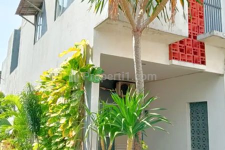 Sewa Rumah Murah di Jakarta Timur, Cipayung - PERUMAHAN PALM VILLA (Jl. Tengki) - 2 Lantai, Semi Furnish (irwan)