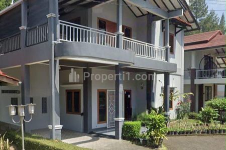 Jual Villa Istana Bunga di Cisarua Lembang Bandung - di Bawah Harga Pasaran